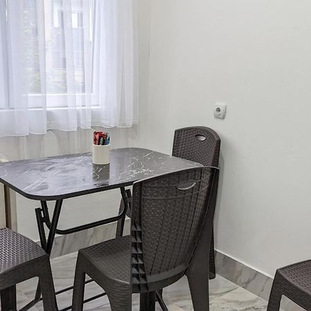 Main Square Apartment - Skopje Exteriör bild